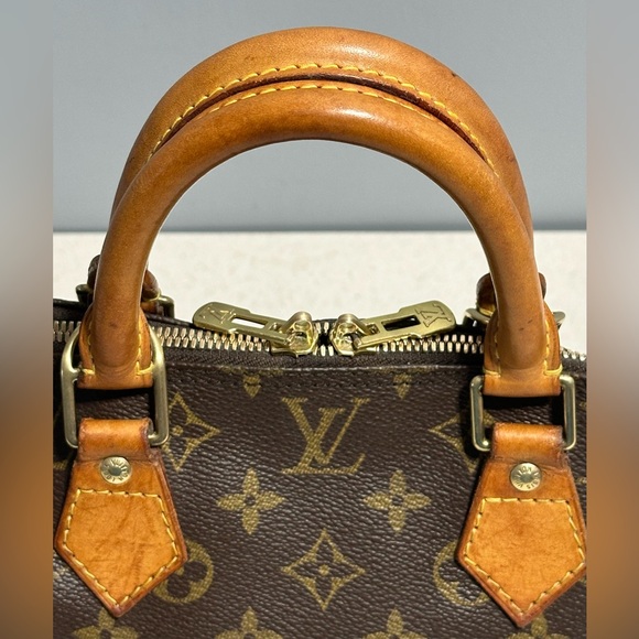 Louis Vuitton Alma PM Monogram Canvas Leather - Picture 5 of 14